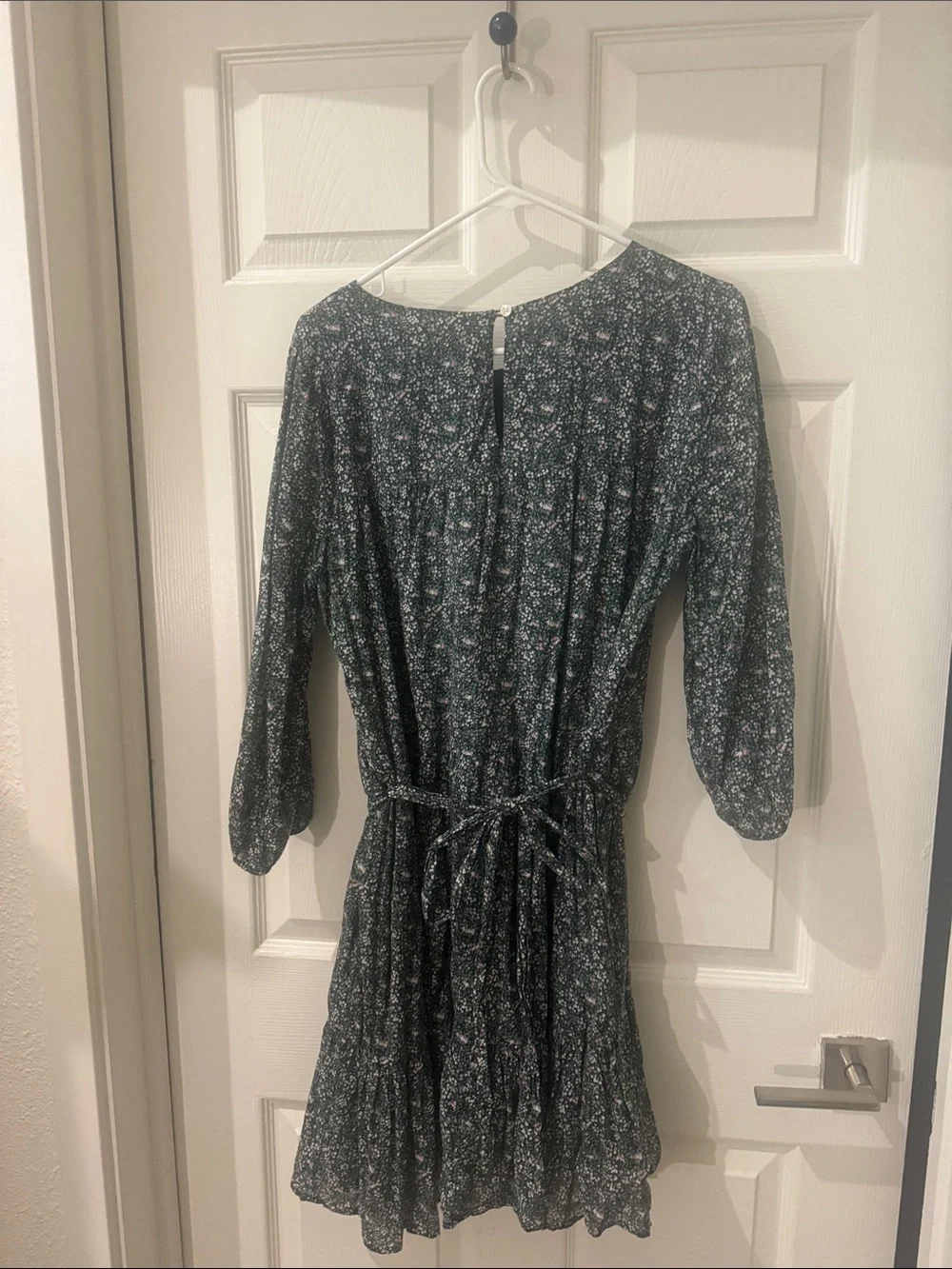 Trovata Birds of Paradis Dark Green Floral Tie-Waist Mini Dress Size Medium